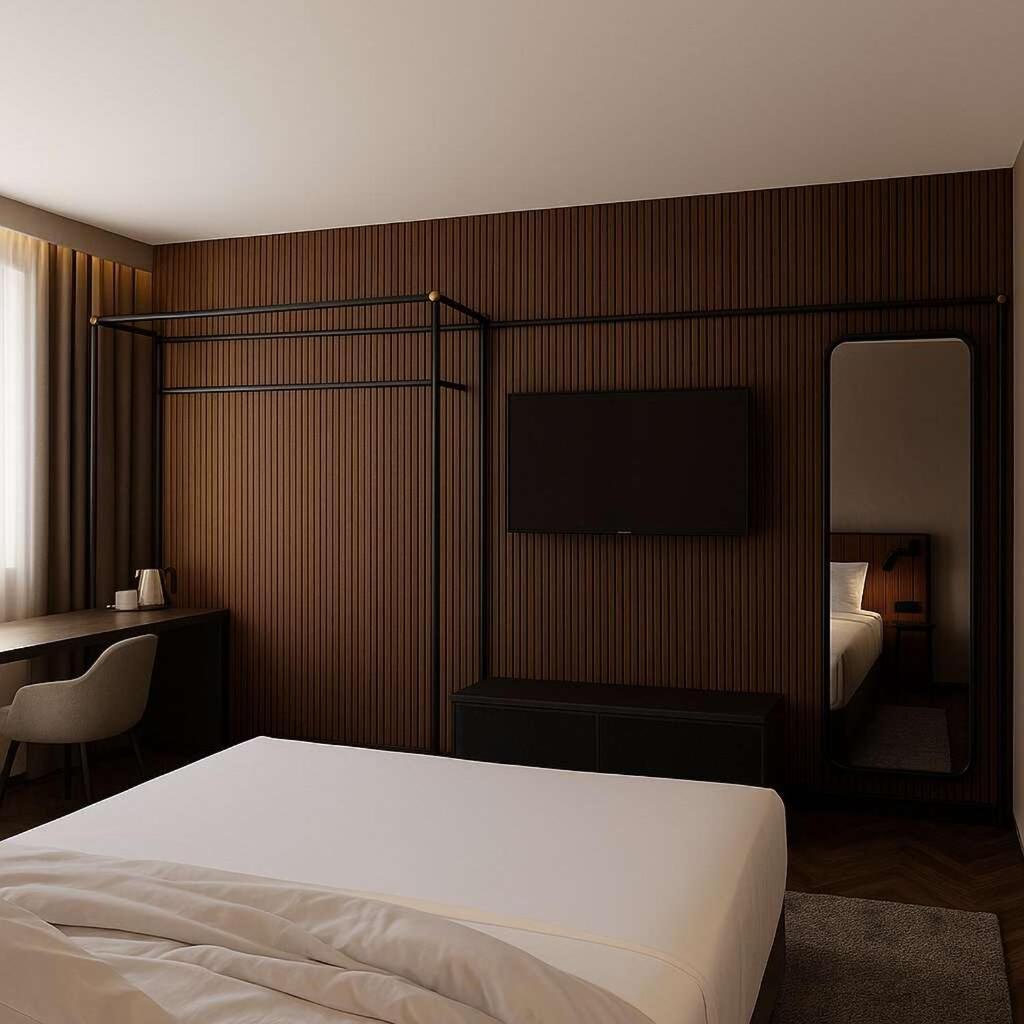 Radisson Red Centre Hotel